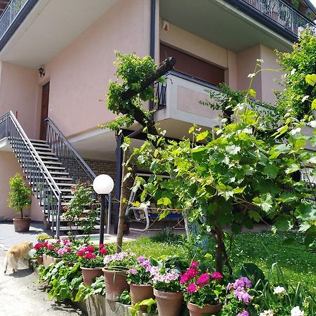 Appartamento Zia Cecilia Desenzano del Garda Luaran gambar