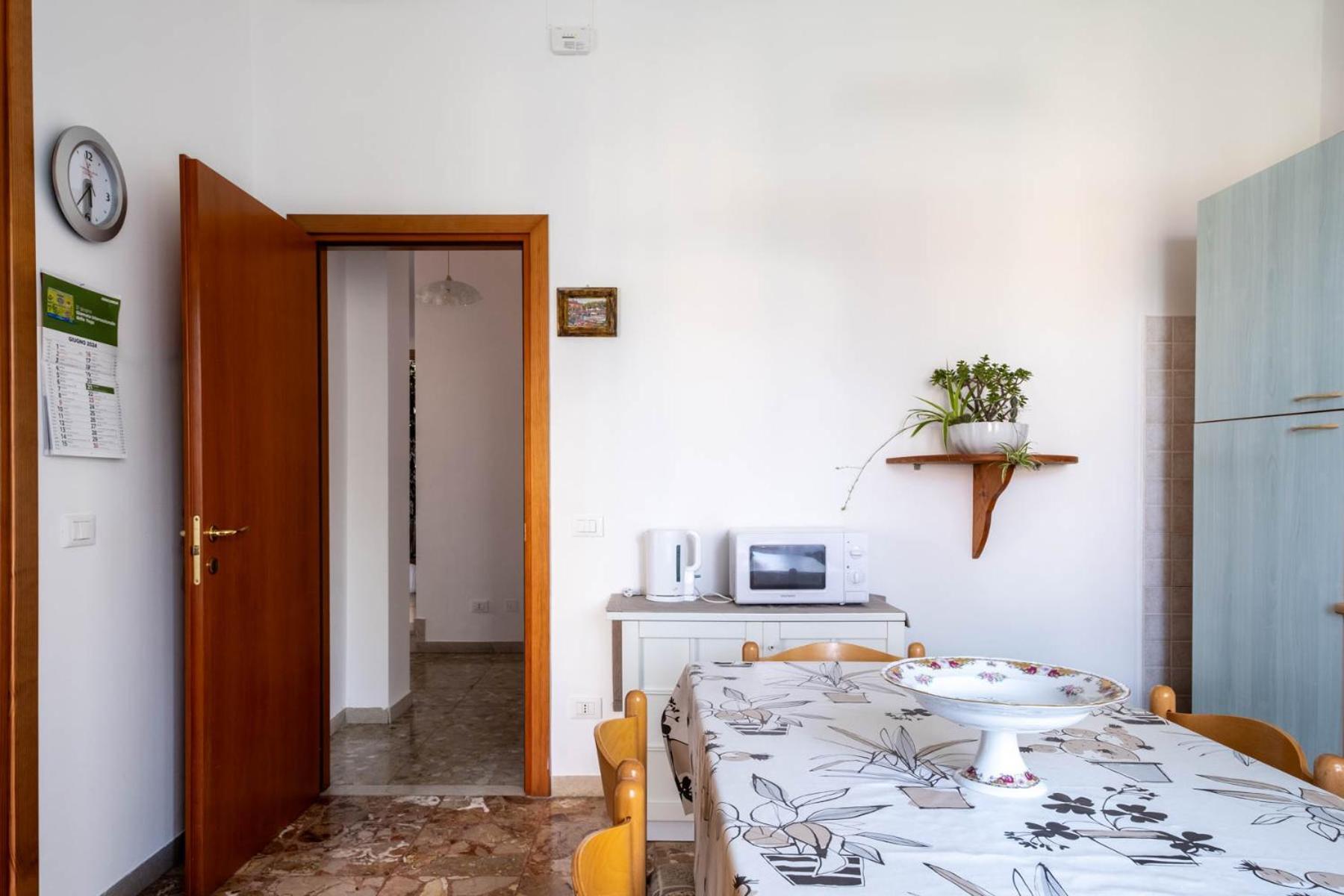 Appartamento Zia Cecilia Desenzano del Garda Luaran gambar