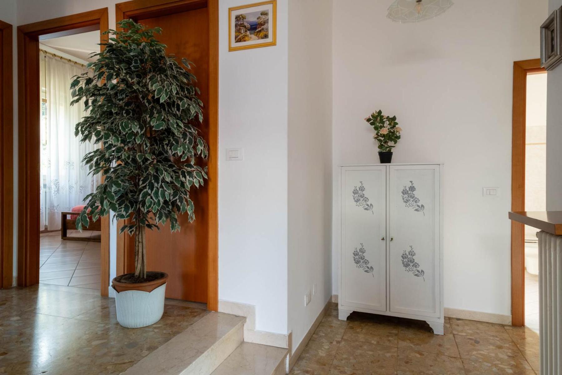 Appartamento Zia Cecilia Desenzano del Garda Luaran gambar